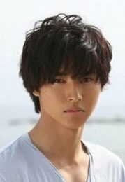 山﨑賢人