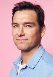 Antony Starr