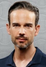 Christopher Gorham
