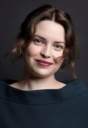Ester Kuntu