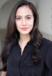 Pevita Pearce