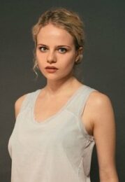 Lili Epply