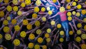 Shiny Happy People izle